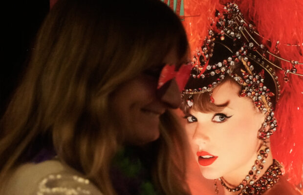 Taylor Swift’s ‘The Life of a Showgirl’ breaks record, sells 2.7 million copies in U.S. on first day Taylor Swift’s ‘The Life of a Showgirl’ breaks record, sells 2.7 million copies in U.S. on first day