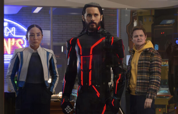 ‘Tron: Ares’ tops box office but falls short of expectations with $33.5 million debut ‘Tron: Ares’ tops box office but falls short of expectations with $33.5 million debut