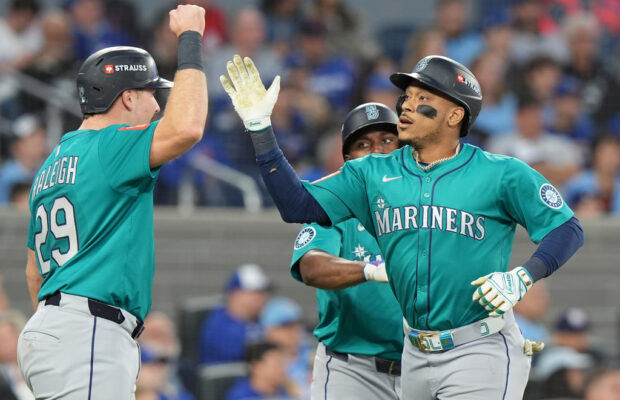 Mariners take 2-0 ALCS lead, beat Blue Jays 10-3 as Rodríguez, Polanco and Naylor homer Mariners take 2-0 ALCS lead, beat Blue Jays 10-3 as Rodríguez, Polanco and Naylor homer