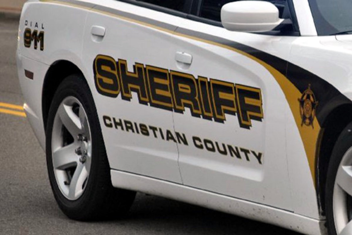 Man driving 101 mph on I-24 arrested on meth, littering charges in Christian County