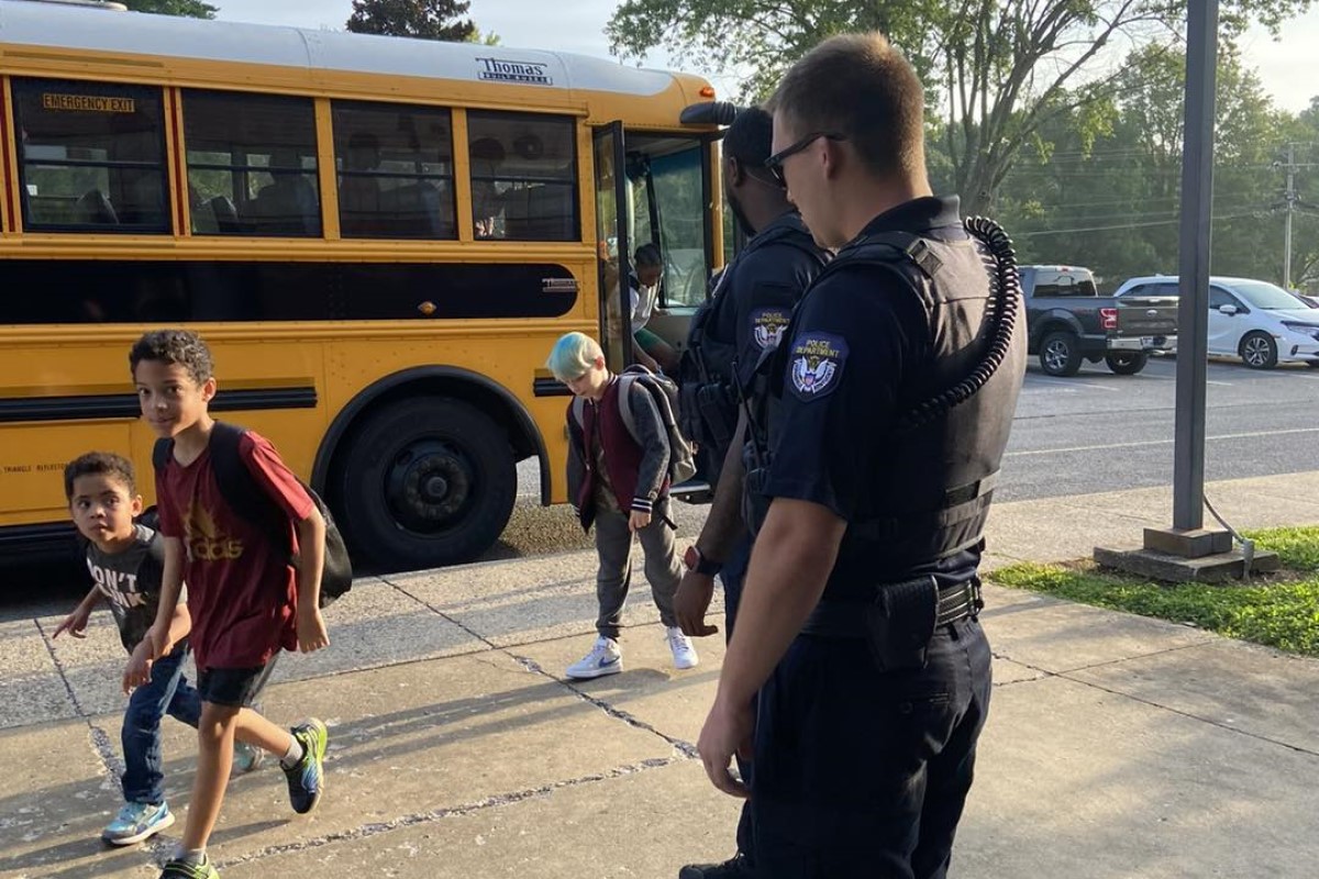 Hopkinsville Police officers kick off school year with students